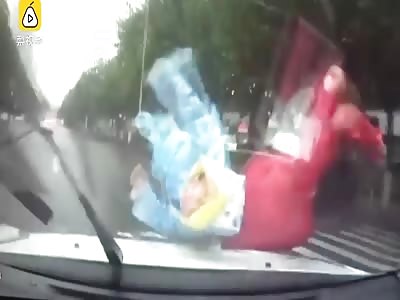  Mother and daughter get hit by a car in the crosswalk 