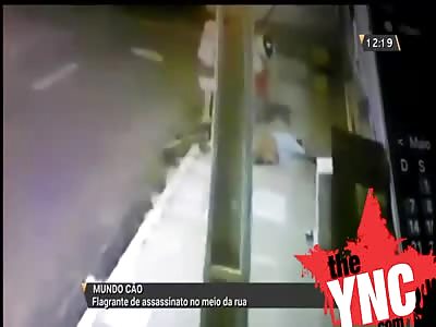 Man shot in the street