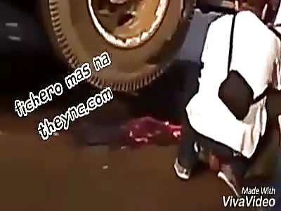 Picking up corpse in bag