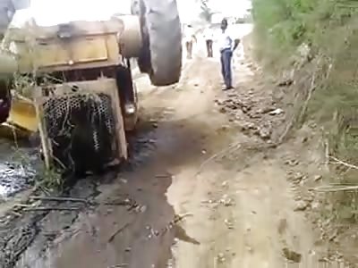  Man is killed crushed by machine