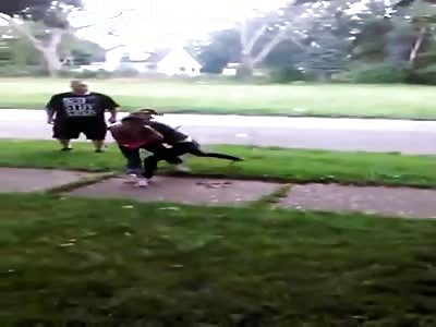 LATINA BEATS UP BLACK GIRL GIRL FIGHT