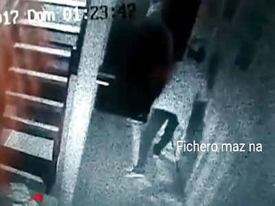 man stabbed for opening door