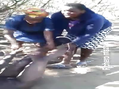 Woman Accused of Stealing is Stripped Naked and Beaten 