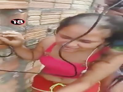 WOMAN IS HUMILATED AND THEY CUT THE HAIR