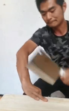 Chinese Man Uses Meat Cleaver to Cut Off His Own Fingers.