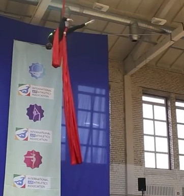 Russian Gymnast Breaks Her Spine When She Gets Things Wrong