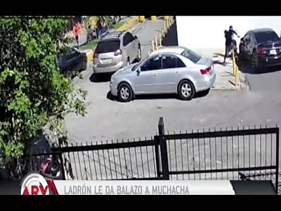 THIEF SHOOTS THE GIRL