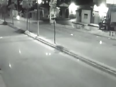 Motorcyclist at high speed suffers accident