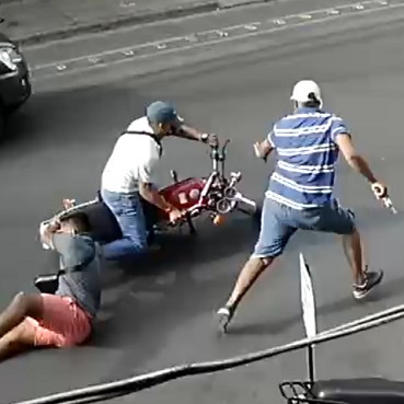 Quickest Painful Karma You'll See this Week Here!