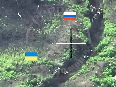 Trench Combat Between RU and Ukrops 