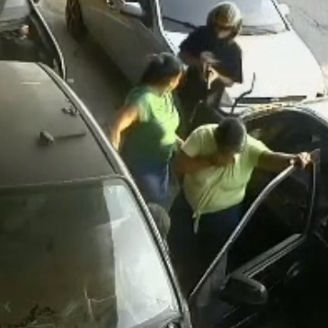 Hitman Kills Man Next To His Wife In Cold Blood