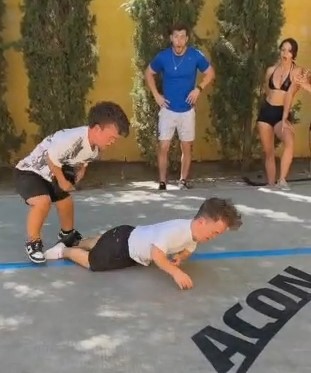 free wrestler and his somersault 2