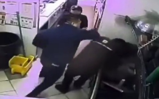 Angry Man Enters Restaurant Kitchen and Savagely Beats Worker