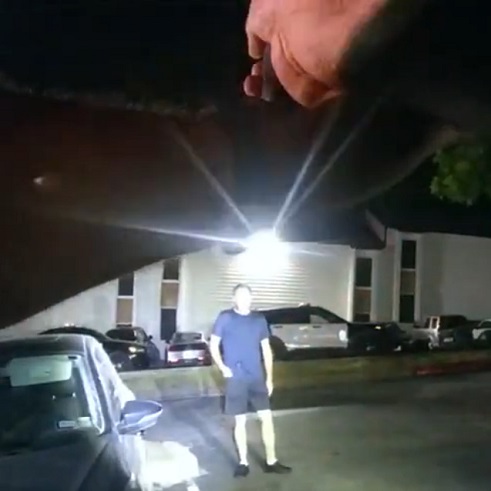 Austin Police Officer Shoots Suspect After He Approaches Officers With a Knife