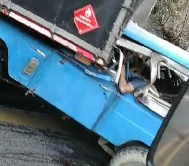 Four peoples died after car crushed in the back of big truck