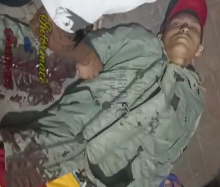 Young man shoot by sicario 