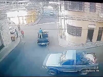 Towing in Honduras is Just How You Can Imagine. Lol