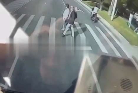 Married Couple Demolished by Bus at Zebra Crossing