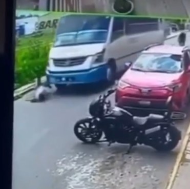 cyclist was crushed it's a horrible accident