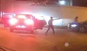 Execution of rival gang leader by group of sicarios 