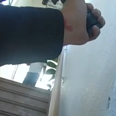 Los Angeles Police Shoot Man Who Walked Towards Officers With a Large Knife