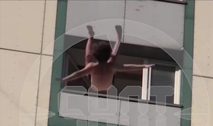 Depressed man jumped from 23rd floor because his girlfriend dumped him