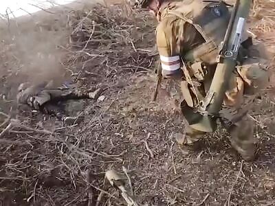 Footage Of Russian Troops Working Robatino Area 