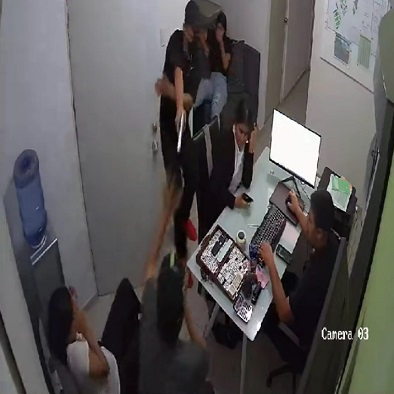 Cute Teen Girl Shot In The Head By Cruel Robber