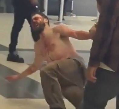 BAD TRIP: Lunatic Gouges His Own Eyes out at Phish Concert.