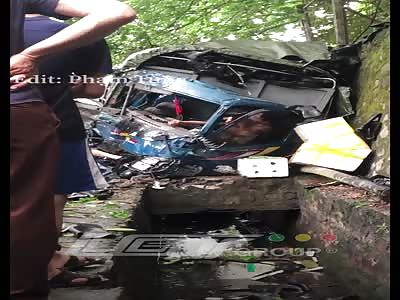 Accident, woman with smashed legs.