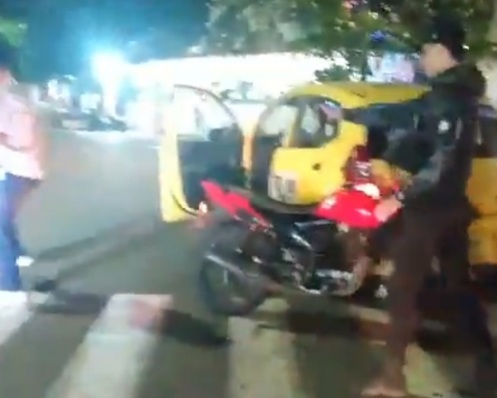 Argument between Security guard and taxi driver gone too far 