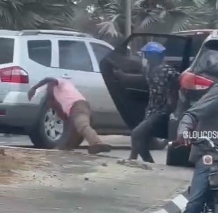 robber shoots robbery victim