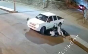 Horrific motorcycle crash 