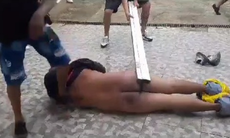 Another video of the Ecuadorian couple punished for stealing 