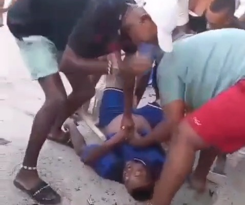 Young man shoot dead by sicario in cartagena colombia 