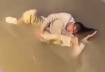 Chinese Chick Tries Suicide...Just Ends up Paralyzed 