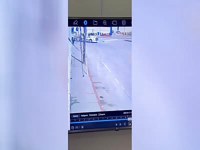 Man Decides to End His Life by Getting his Head Crushed Under Truck in Insane Suicide