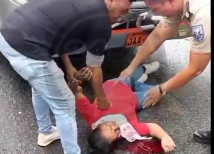 FEMALE WAS HIT BY AN URBAN TRANSPORT BUS, LEAVING HER BADLY INJURED.