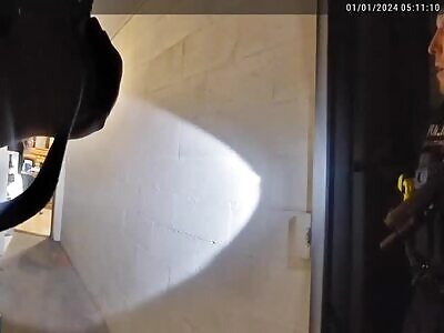 Cowlitz County Sheriff's Officers Shoot Woman to Death on New Year Eve