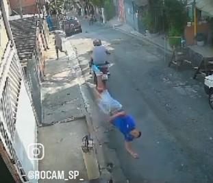 damn thief dies after running over a victim while escaping from the po