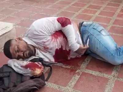 Colombian Thief shoot by police for trying to rob old man