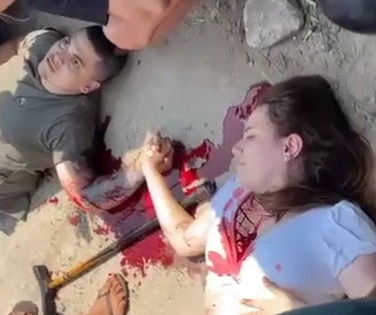 Couple on motorcycle are victim of sicario shooting 