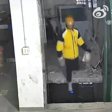 Chinese Worker Ends His Shift Earlier Than Expected.