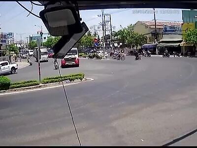 Young student on bike gets fatally crushed by turning truck. [+Bonus] 