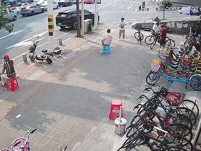  Speeding with his bicycle and crash. 