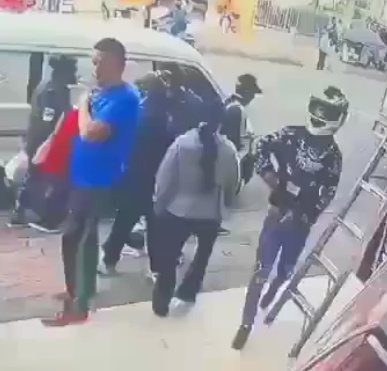 Colombian Sicario Cowardly Shoots Worker In The Back