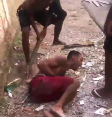 Thief Punished for Trying to Steal Lady Phone 