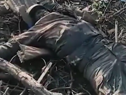 Dead Russian soldiers everywhere 