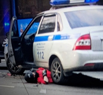 biker crashed powerfully into a police car and died on the spot