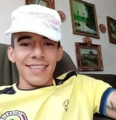 Dude Gunned Down Outside Pool Hall